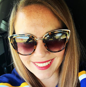 Meet your Posher, Stephanie